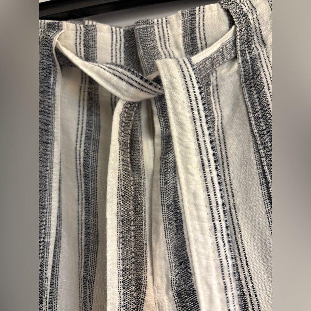 ▪️GAP Wide Leg Striped Pants - Picture 2 of 12